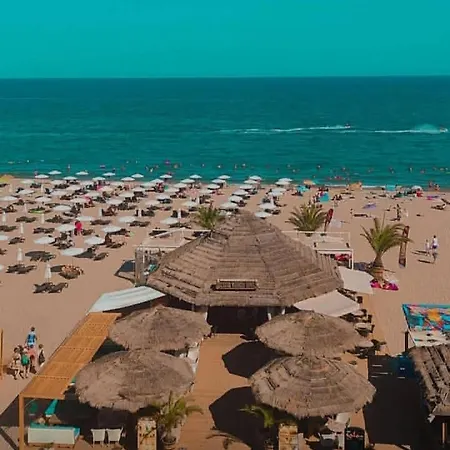 Seafront Luxury With Panoramic Sea View, Sunny Апартаменты *