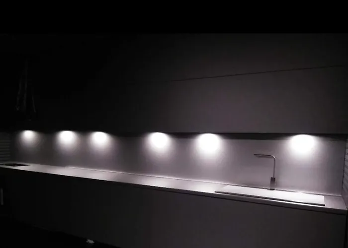 公寓 Seafront Luxury With Panoramic Sea View, Sunny *